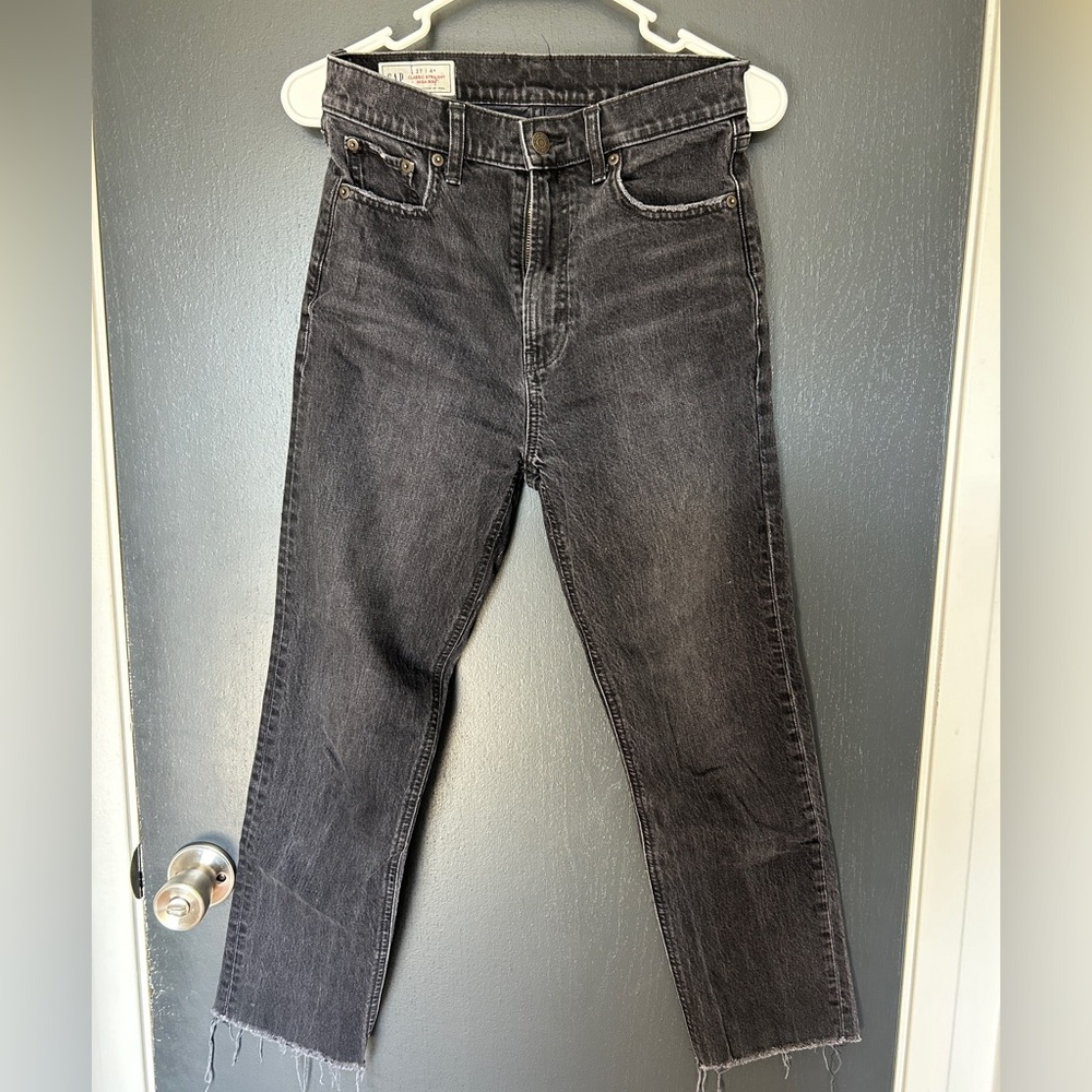 GAP Women’s Black High Rise Jeans